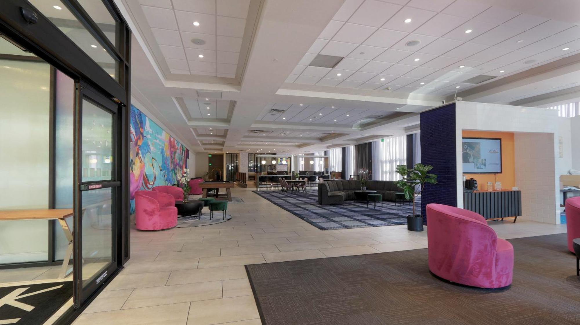Convention Center Executive Properties Free Indoor Parking 볼티모어 외부 사진